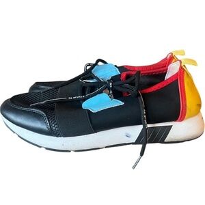 Weeboo sneakers ladies 8.5 men’s 7. Very good condition. Black blue and …
